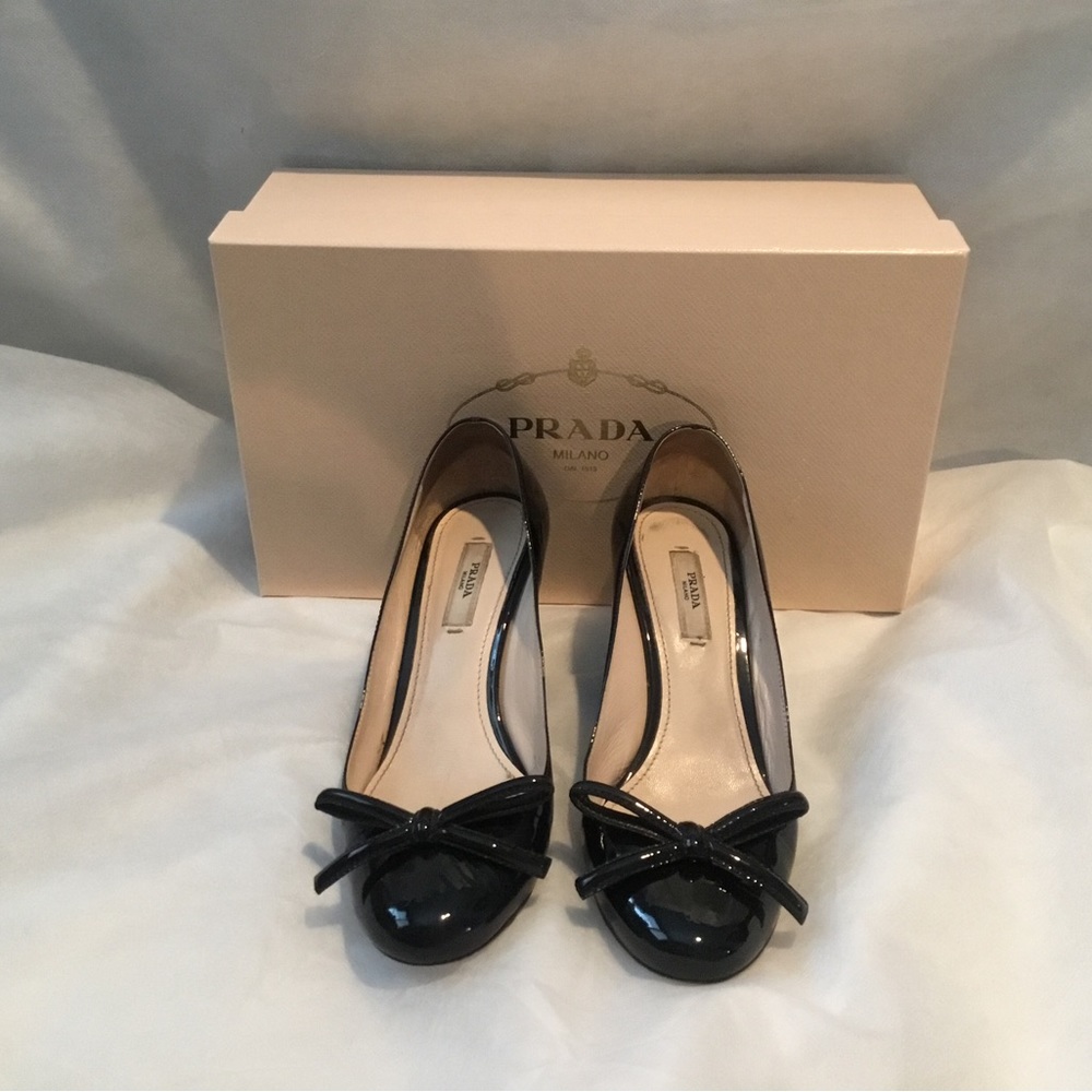 Authentic Prada Calzature Donna Vernice Nero Patent Wedge Pump, Size 5.5